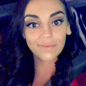 Meet your Posher, Alayna